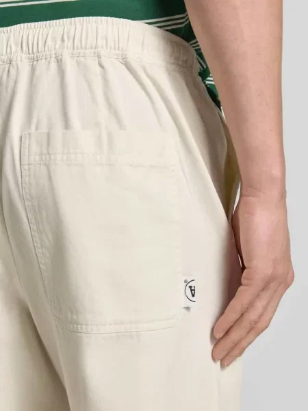 Spodnie o kroju regular fit z elastycznym pasem model Lax' Wood Wood białe