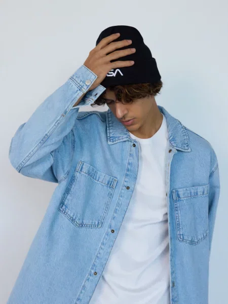 Шапка Reserved черная