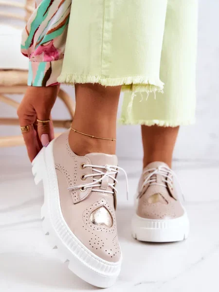 Полуотворени обувки Filipczyk бежово