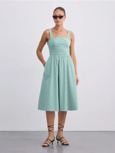 Midi suknelė Mohito žalia
