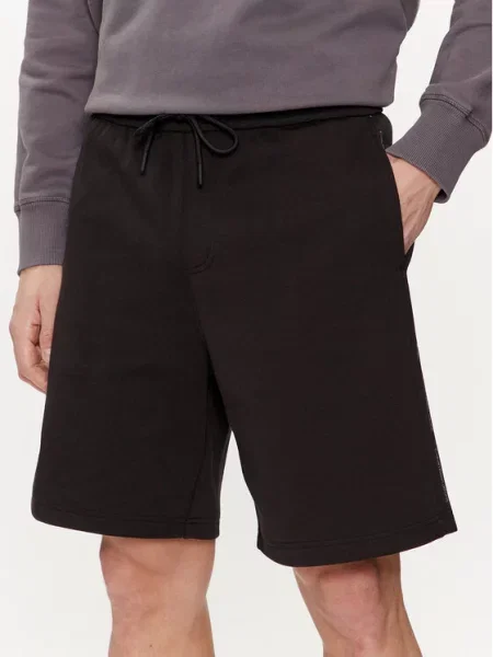 Calvin Klein Jeans Szorty sportowe Logo Repeat czarny