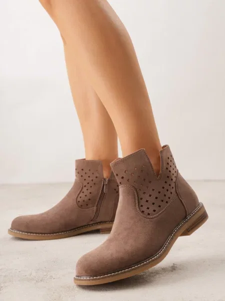 Botine maro