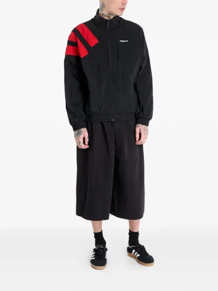 Scurt ușor tricou Adidas de drumeție alb