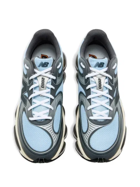 Sneakerși New Balance din piele de căprioară negru