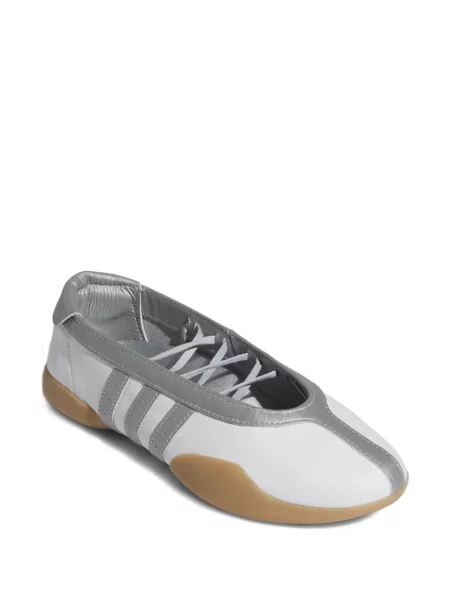 Маратонки Adidas бяло