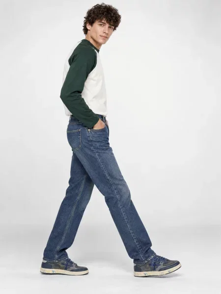 Blugi Levi's® albastru