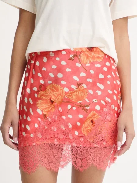 Never Fully Dressed spódnica z różowa