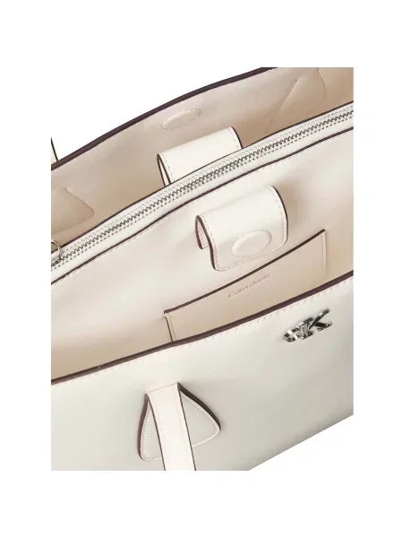 Calvin Klein kabelka typu shopper dámska z imitácie kože biela