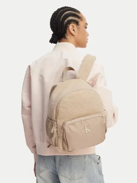 Nahrbtnik Calvin Klein Teddy Medium Backpack bež