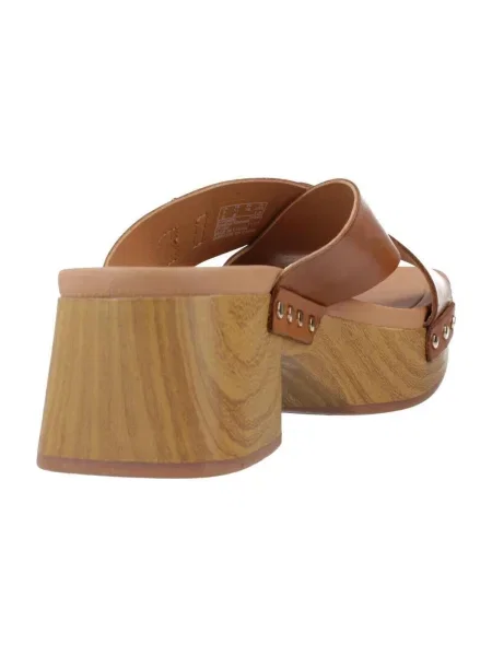 Pantofi Clarks maro