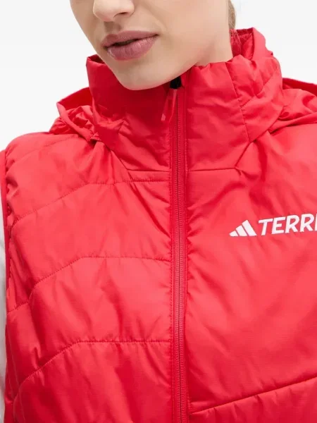 Маратонки Adidas Terrex с връзки на райета с дантела червено