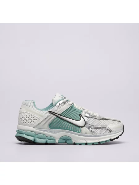 Sneakersy Nike Vomero białe