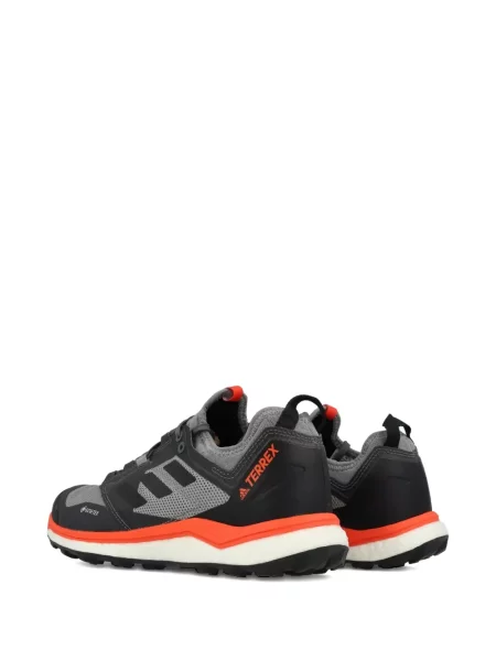 Pruhované trekkingové lněné tenisky Adidas UltraBoost šedé