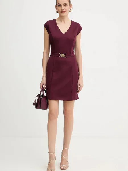 Сукня Guess CHRISSY mini пряма бордовий