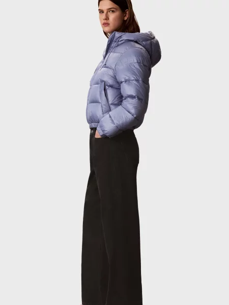 Коротка джинсова куртка Calvin Klein Jeans з лого блакитна