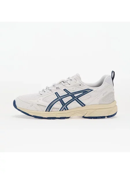Маратонки Asics бяло