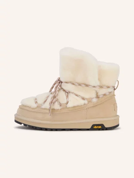 Ugg Botki Classic Tread Fluffed weiss
