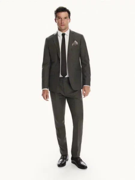 Reserved Pantaloni clasici cu adaos de lână maro-închis maro