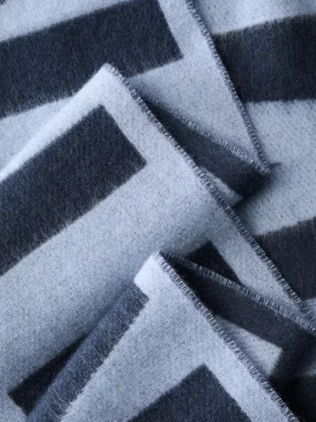Fular Calvin Klein cu franjuri albastru