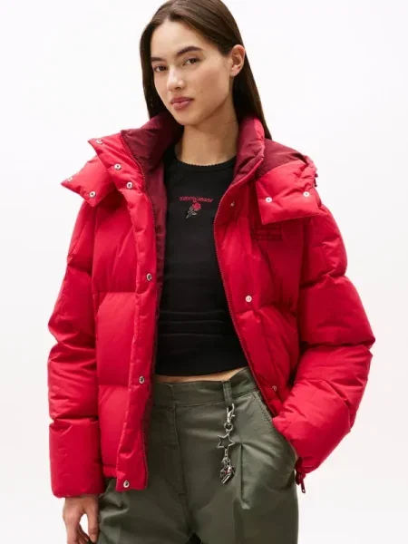 Tommy Jeans Téli dzseki ALASKA cseresznyepiros piros