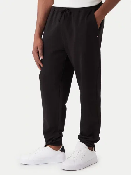 Tommy Hilfiger Spodnie dresowe Essential czarny