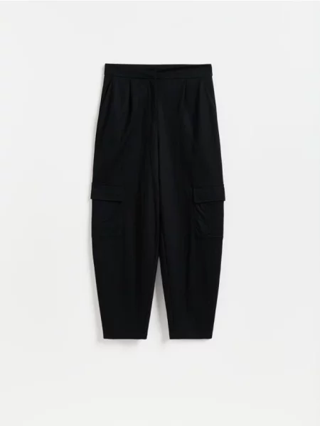 Reserved Pantaloni cu cargo negru