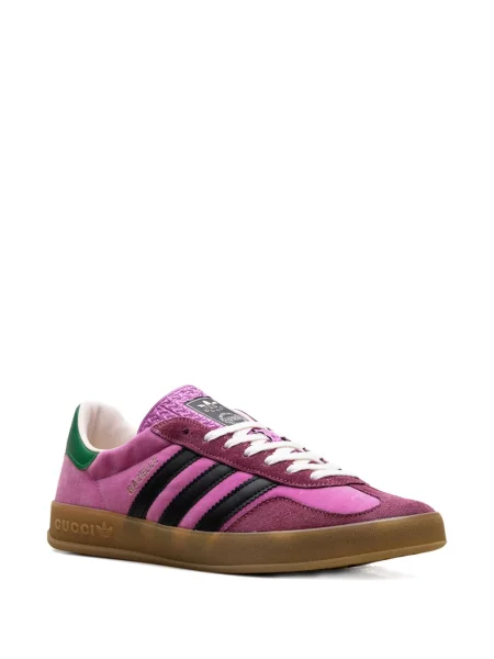 Sneakerși Adidas Gazelle de catifea alb