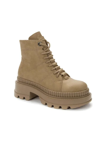 Botine Betsy