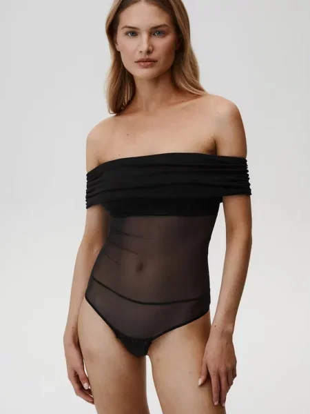 Bluza Undress Code Libra Bodysuit Thong za žene bez uzorka crna