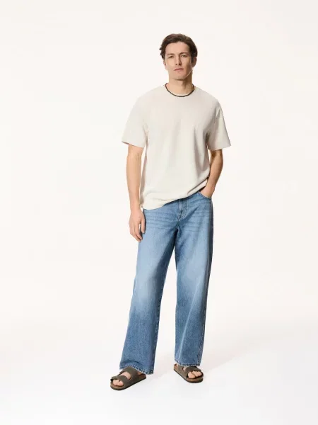 Reserved Футболка regular fit з модалом бежевий