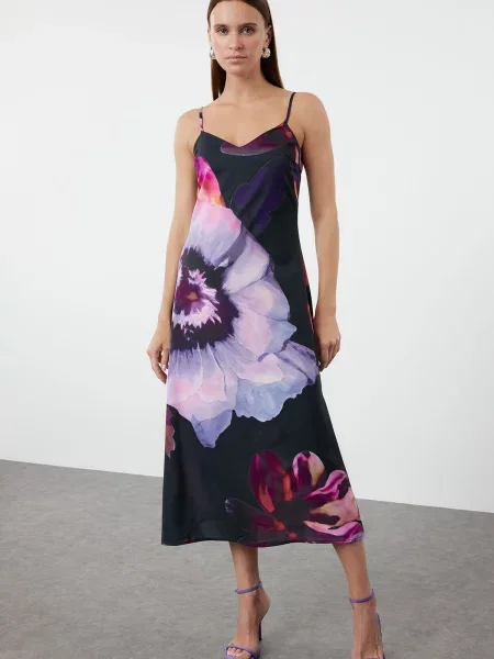 Rochie midi Trendyol din satin cu model floral albastru