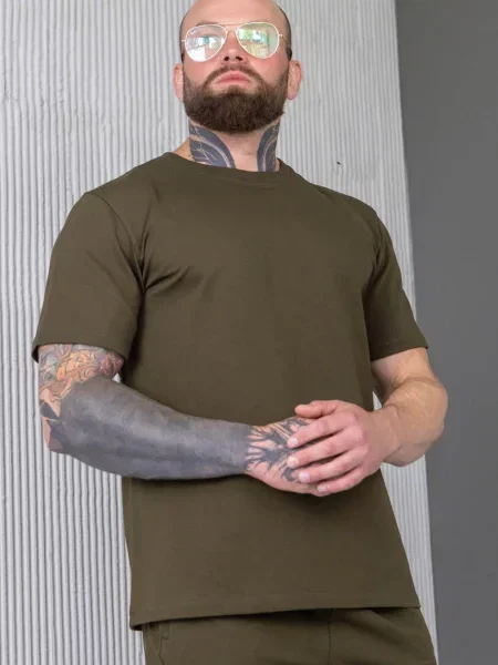 Футболка зелена