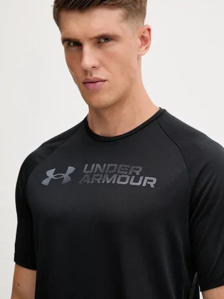 Светоотражающая футболка Under Armour с принтом черная