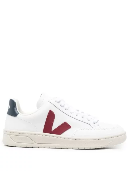 Sneakerși Veja cu șireturi din dantelă alb