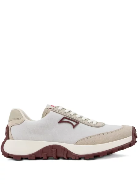 Sneaker Camper