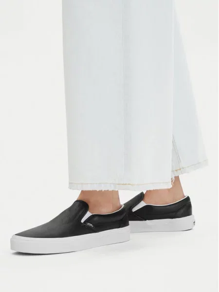 Tenisice Vans Classic Slip-On crna