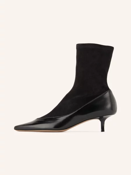 Jacquemus Botki Chelsea Les Bottines Tourni schwarz czarne