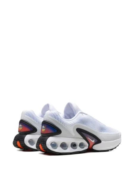 Curea Nike cu glugă cu tepi cu model floral alb
