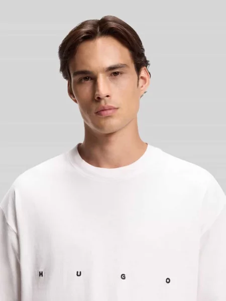 T-shirt oversized z nadrukiem na tyle model DARISO' Hugo biała