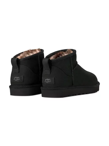 Замшевые классические сапоги Ugg