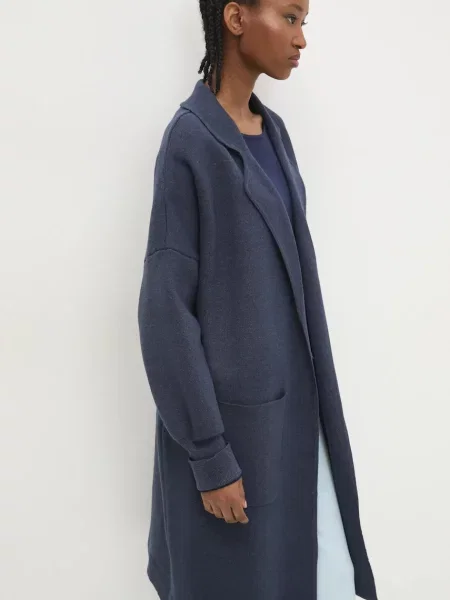 Жилетка Answear Lab от лека материя тъмносиньо