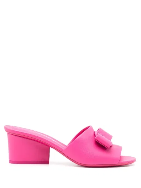 Sandale Ferragamo roz