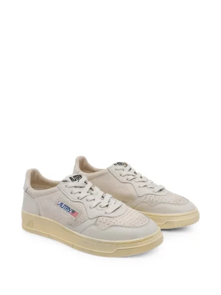 Sneakerși Autry din piele de căprioară