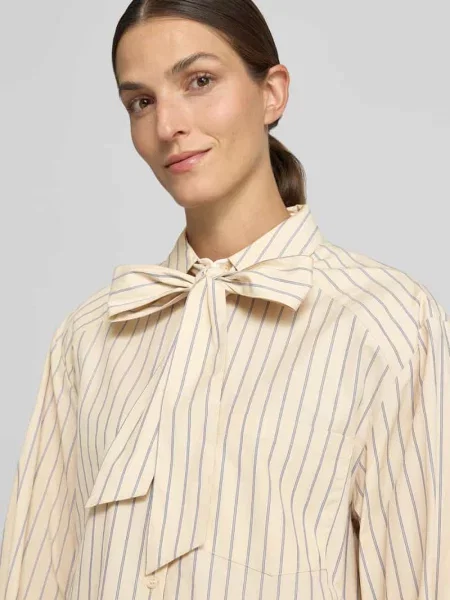 Bluzka koszulowa o kroju relaxed fit z czystej bawełny model Keeva' Mos Mosh
