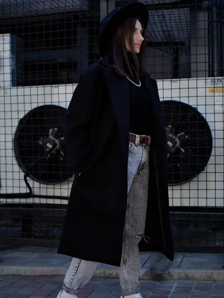 Without Пальто чорний