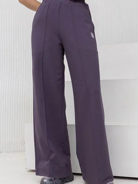 Брюки с высокой посадкой