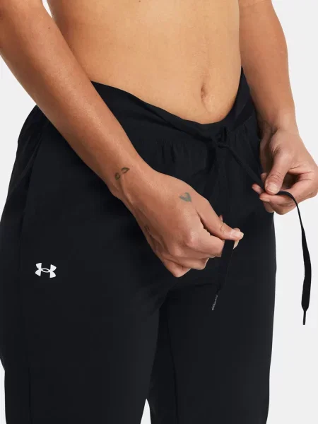 Sportske hlače Under Armour crna