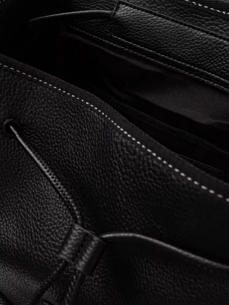 Hátizsák Calvin Klein Bold Pebble Flap Backpack Black OS fekete