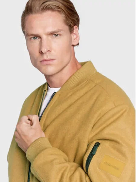 Calvin Klein Puhovka Blend Hero bež