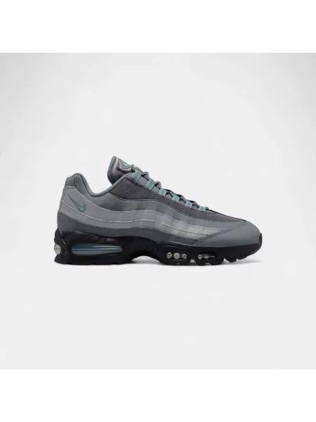 Pantofi Nike gri